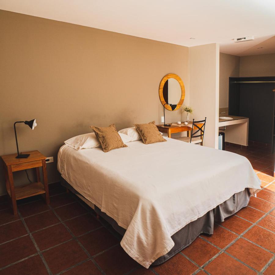 El Arribo Hotel サンサルバドールデフフイ エクステリア 写真